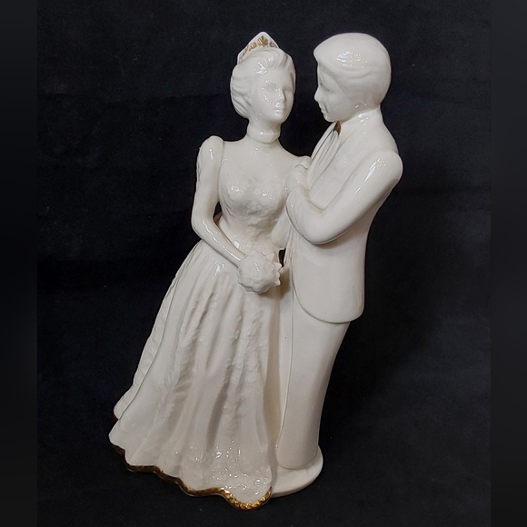LENOXWEDDING PROMISE COLLECTIONIVORY & GOLD